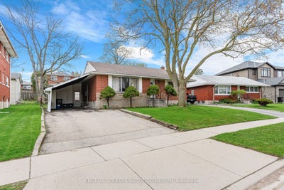 /international/ca/113-plymouth-road-kitchener-ontario-110108302610/