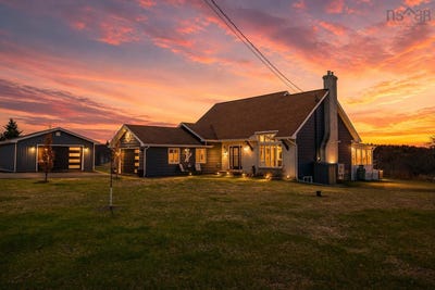 /international/ca/53-jovite-road-saulnierville-station-nova-scotia-110107486039/