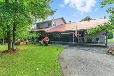 /international/ca/6970-roger-stevens-drive-montague-ontario-110101421692/?lang=en