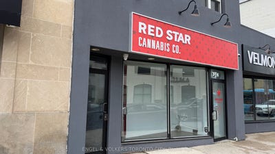 /international/ca/15191-yonge-street-1-aurora-ontario-110108058336/