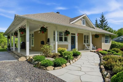 /international/ca/24-rue-rosedale-lac-brome-quebec-110107243286/