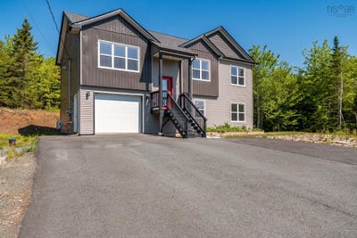 /international/ca/115-lindforest-court-middle-sackville-nova-scotia-110108935528/
