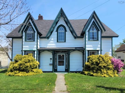 /international/ca/20-north-street-lockeport-nova-scotia-110108298386/