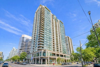 /international/ca/18-parkview-avenue-1907-toronto-ontario-110108060890/