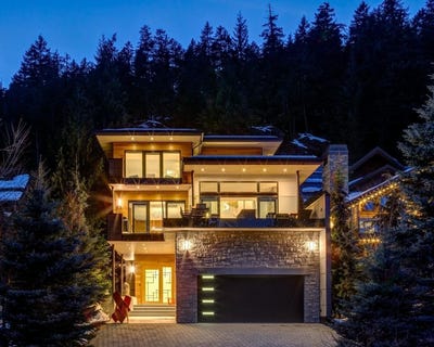 /international/ca/3418-blueberry-drive-whistler-british-columbia-110096381825/