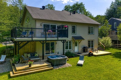 /international/ca/48-rue-montagne-lac-brome-quebec-110100585576/
