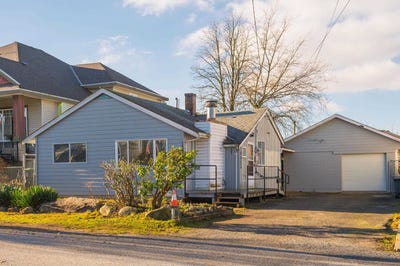 /international/ca/10843-130-street-surrey-british-columbia-110108606762/
