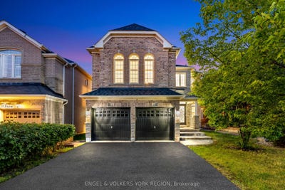 /international/ca/3236-tacc-drive-mississauga-ontario-110101396782/