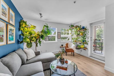 /international/ca/930-w-16th-avenue-305-vancouver-british-columbia-110100584984/