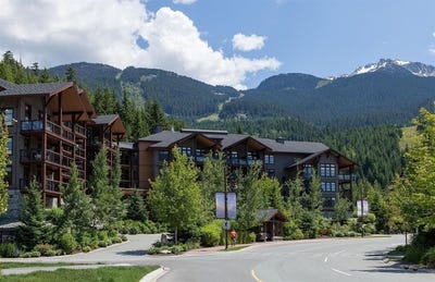 /international/ca/2020-london-lane-213b-whistler-british-columbia-110107996338/