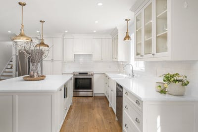 /international/ca/59-white-pine-drive-beaconsfield-quebec-110108615210/