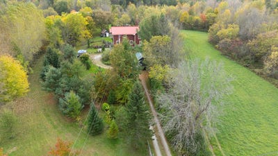 /international/ca/250-route-202-o-hemmingford-canton-quebec-110100161284/