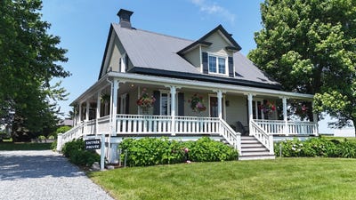 /international/ca/1482-ch-du-rivage-saint-antoine-sur-richelieu-quebec-110106980418/