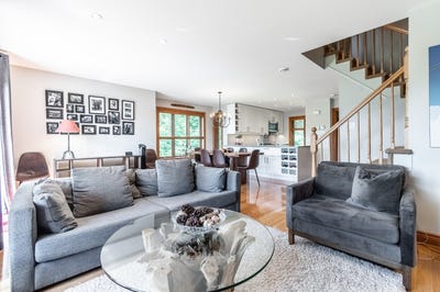 /international/ca/285-allee-du-sanctuaire-mont-tremblant-quebec-110098346953/