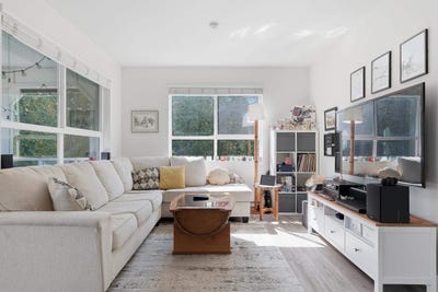 /international/ca/16388-64-avenue-410-surrey-british-columbia-110107355858/