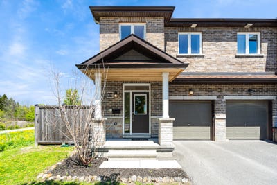 /international/ca/579-via-mattino-way-barrhaven-ontario-110108293703/