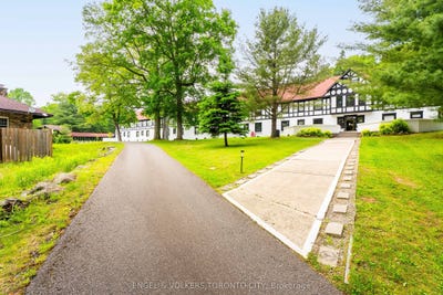 /international/ca/12-bigwin-island-117-lake-of-bays-ontario-110107574911/