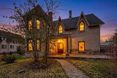 /international/ca/64-high-street-barrie-ontario-110105952439/