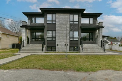 /international/ca/752-756-3e-avenue-laval-fabreville-quebec-110107729662/