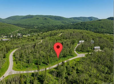 /international/ca/ch-du-pinson-25-val-des-lacs-quebec-110108531209/