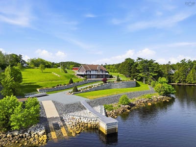/international/ca/2539-highway-331-west-lahave-nova-scotia-110102065243/