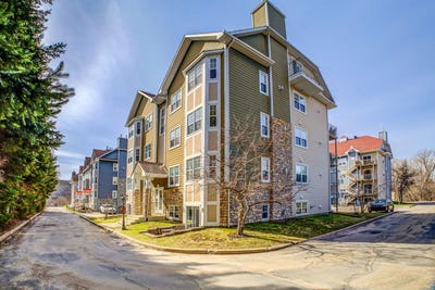 /international/ca/420-allee-des-cimes-2-mont-tremblant-quebec-110099121783/