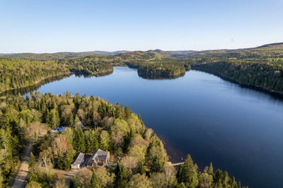 /international/ca/8-lac-harnois-saint-guillaume-nord-quebec-110108414618/