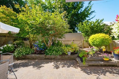 /international/ca/2320-trinity-street-105-vancouver-british-columbia-110100915679/?lang=fr