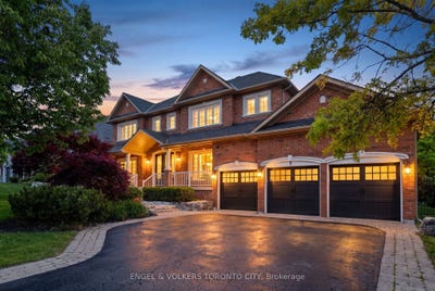 /international/ca/8-duncton-wood-crescent-aurora-ontario-110108712167/