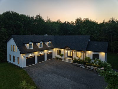 /international/ca/175-rue-de-la-quietude-saint-colomban-quebec-110105113021/