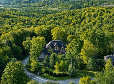 /international/ca/70-rue-champetre-saint-hippolyte-quebec-110101937293/