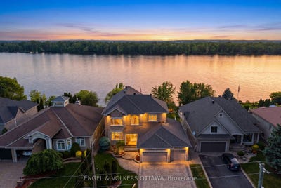 /international/ca/6373-radisson-way-orleans-convent-glen-and-area-ontario-110106603474/