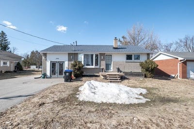 /international/ca/1990-victoria-street-innisfil-ontario-110105222725/