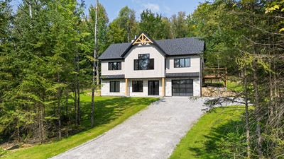 /international/ca/305-allee-de-la-maisonnee-mont-tremblant-quebec-110098278847/