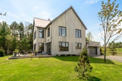 /international/ca/24-rue-du-parcours-lac-brome-quebec-110107462391/
