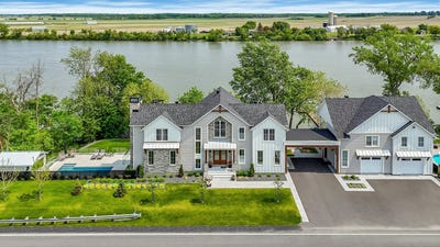 /international/ca/904-904a-rue-richelieu-saint-marc-sur-richelieu-quebec-110106478297/