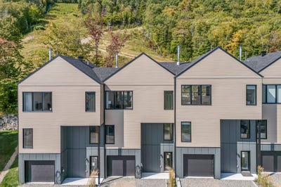 /international/ca/14-rue-du-minot-de-pommes-petite-riviere-saint-francois-quebec-110102360974/