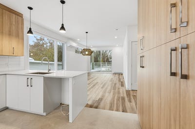 /international/ca/100-rue-lonergan-3-sainte-therese-quebec-110103652262/