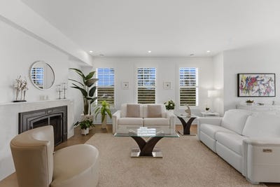 /international/ca/277-rue-de-l-aigle-201-bromont-quebec-110108026380/