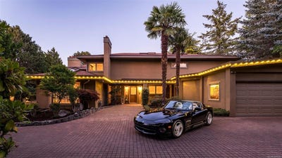 /international/ca/2895-lansdowne-rd-oak-bay-british-columbia-110101263238/