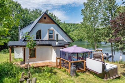 /international/ca/12-ch-des-grandes-cotes-la-minerve-quebec-110099503918/