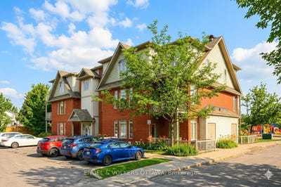 /international/ca/300-meilleur-private-b-vanier-and-kingsview-park-ontario-110107795399/