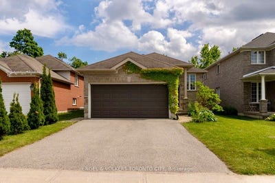 /international/ca/125-sovereign-s-gate-lower-barrie-ontario-110107382064/