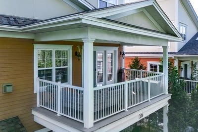 /international/ca/134-boul-de-bromont-202-bromont-quebec-110099903216/