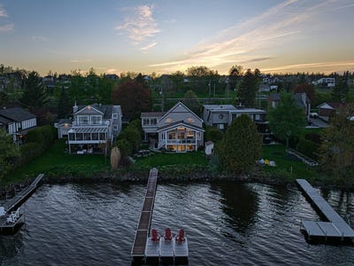 /international/ca/10371-rue-des-riverains-sherbrooke-brompton-rock-forest-saint-elie-deauvi-quebec-110099584021/