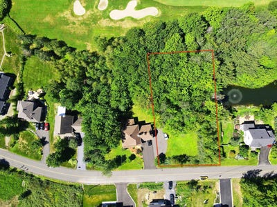 /international/ca/372-rue-de-la-couronne-bromont-quebec-110100160412/