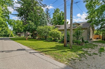 /international/ca/125-richardson-street-rockwood-ontario-110108712166/
