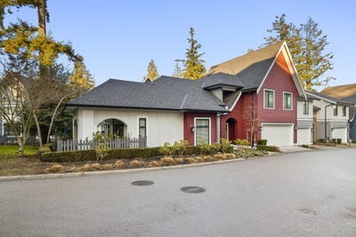/international/ca/15677-28-avenue-80-surrey-british-columbia-110105975792/