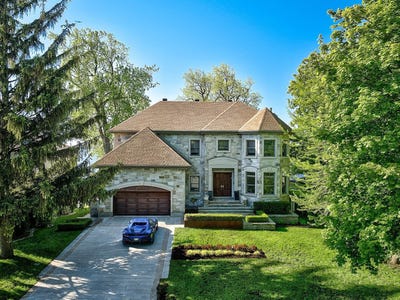 /international/ca/12-av-stewart-pointe-claire-quebec-110100325360/?lang=en