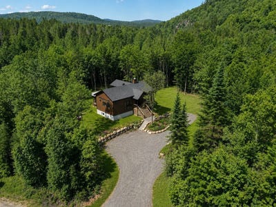 /international/ca/15z-17z-imp-denise-lac-superieur-quebec-110108850228/